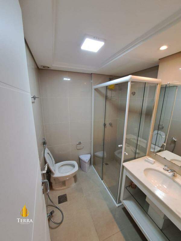 Edifício Cosmos Apartamento com 4 quartos, Centro: 