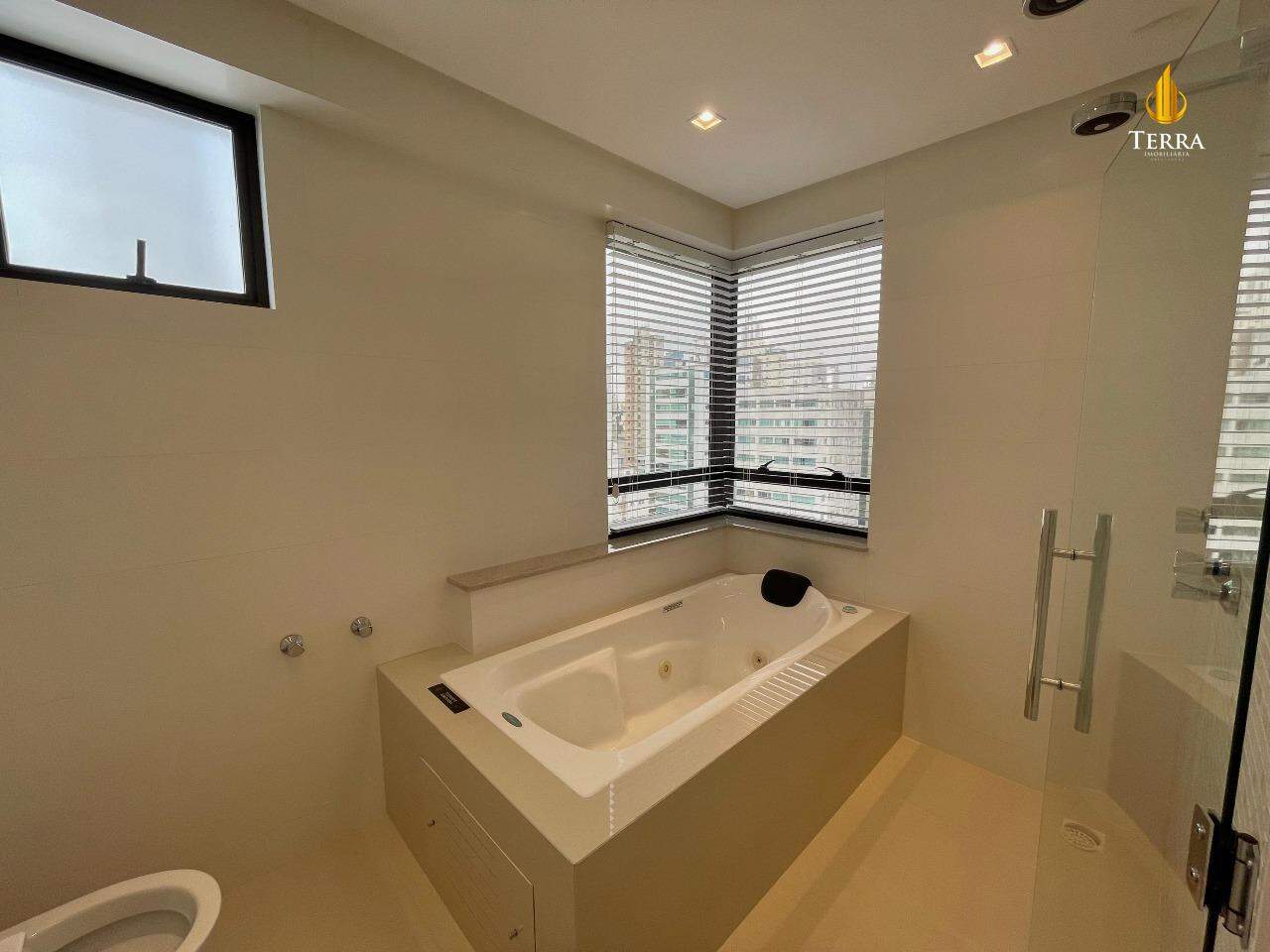 Edifício Merithamon Apartamento com 3 quartos, Centro: 