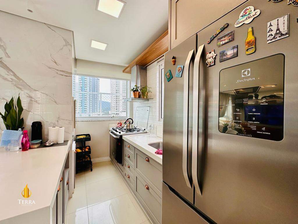 Residencial Costa Splendida Apartamento com 3 quartos, Centro: 