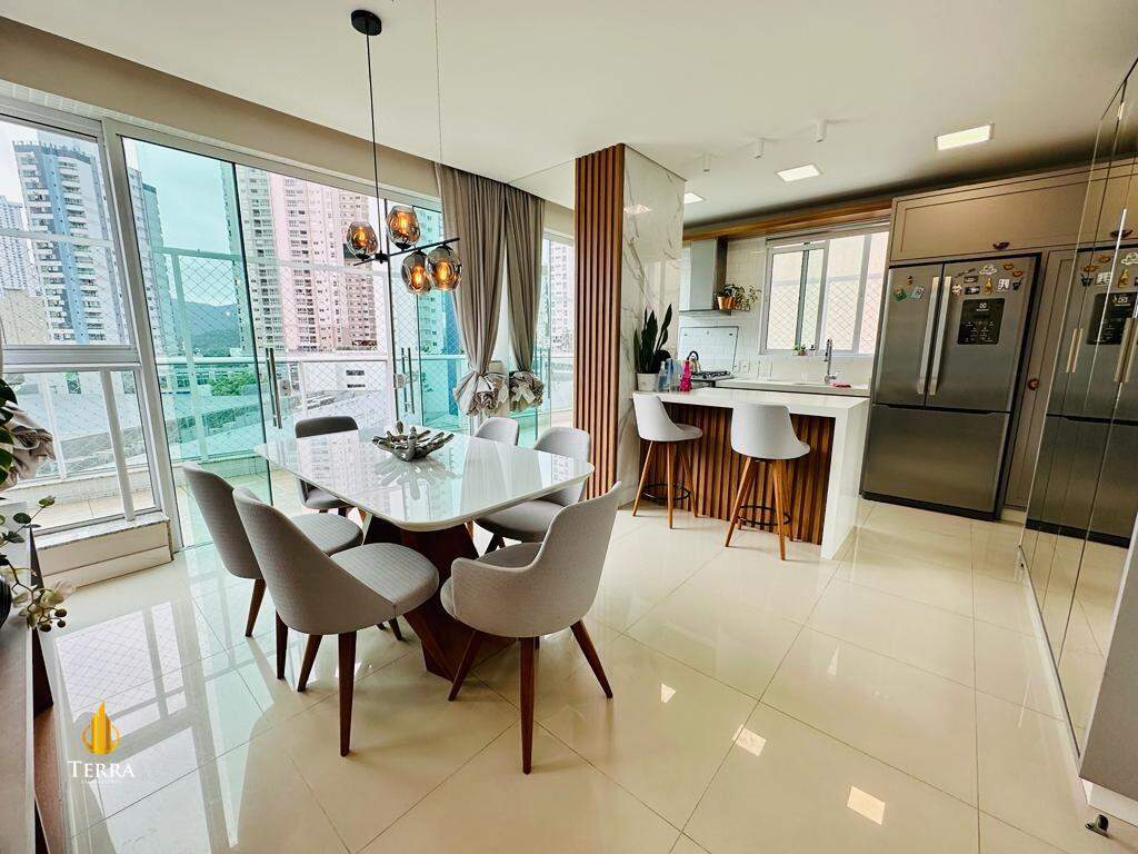 Residencial Costa Splendida Apartamento com 3 quartos, Centro: