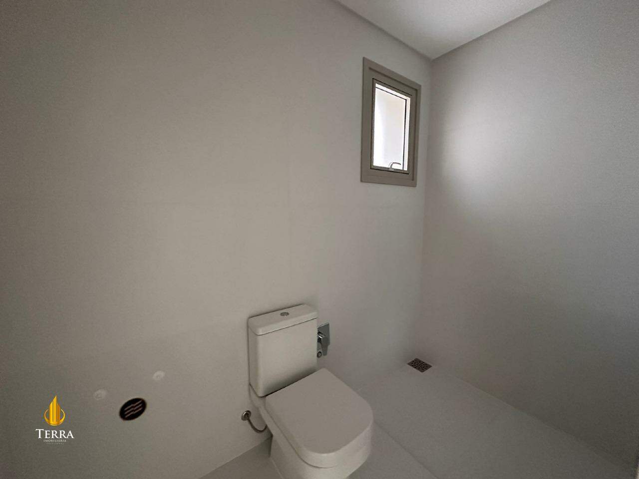 Morada Ilhas Marianas Apartamento com 4 quartos, Centro: 
