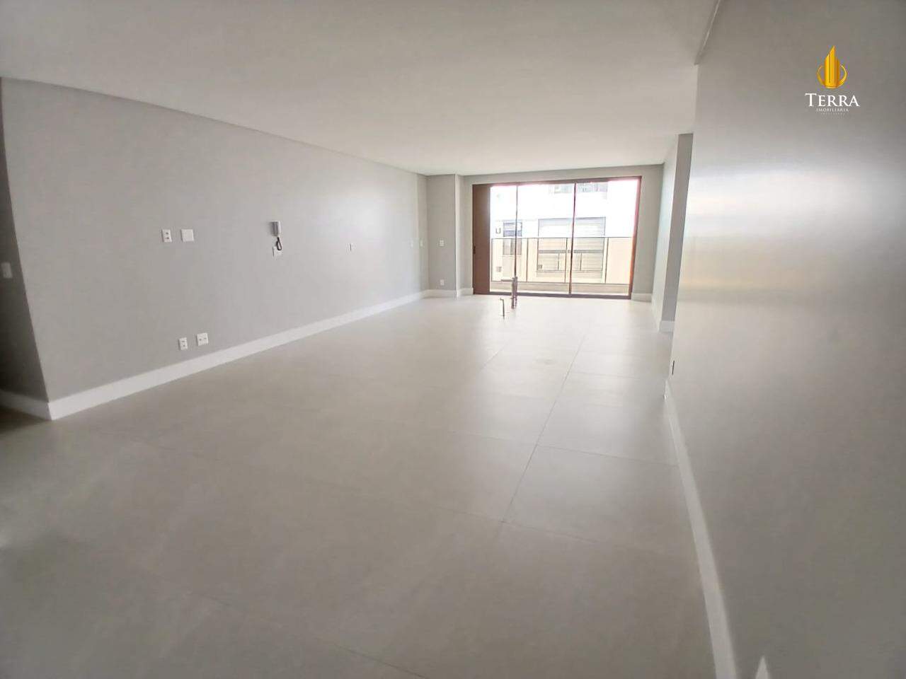 Ocean Wind Praia Brava Apartamento com 3 quartos, Praia Brava: 
