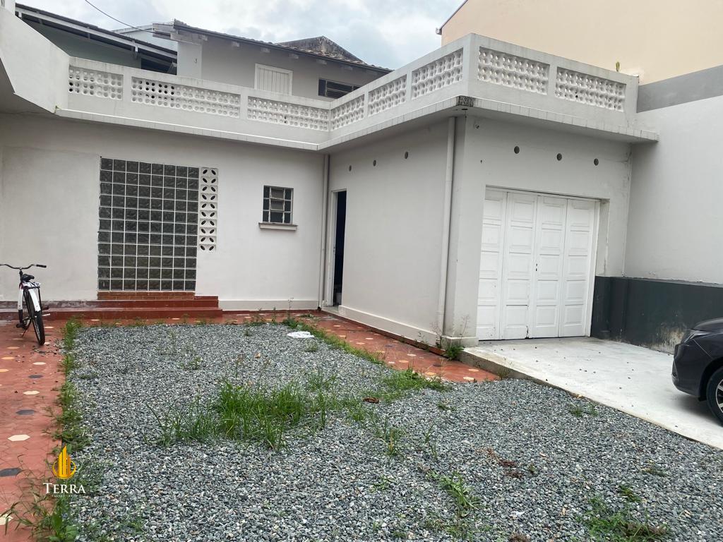  Terreno com , Centro: 