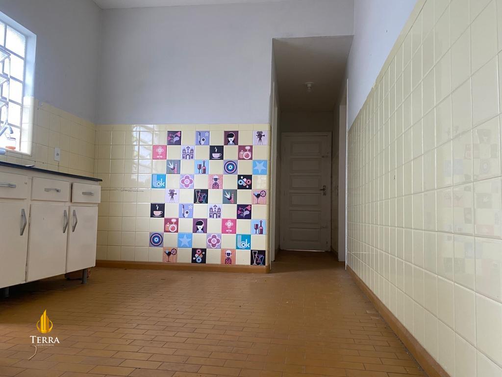  Terreno com , Centro: 