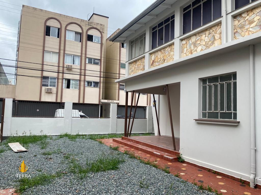  Terreno com , Centro: 