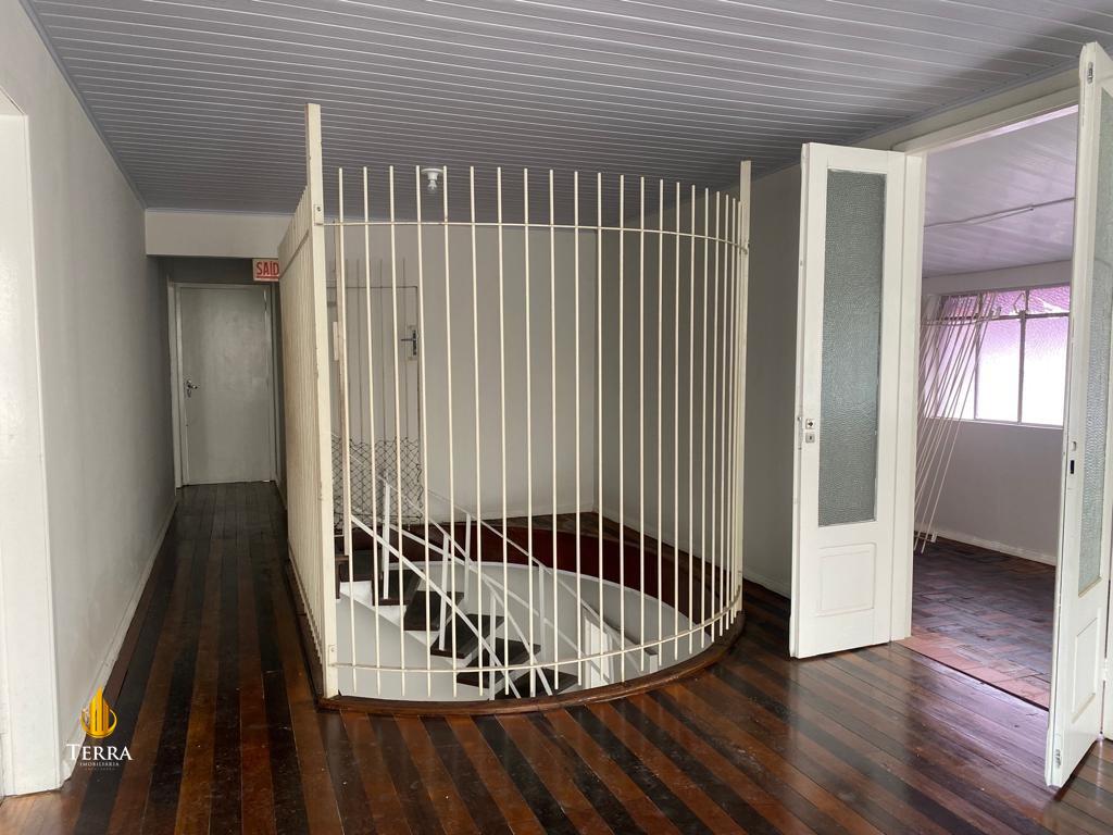  Terreno com , Centro: 