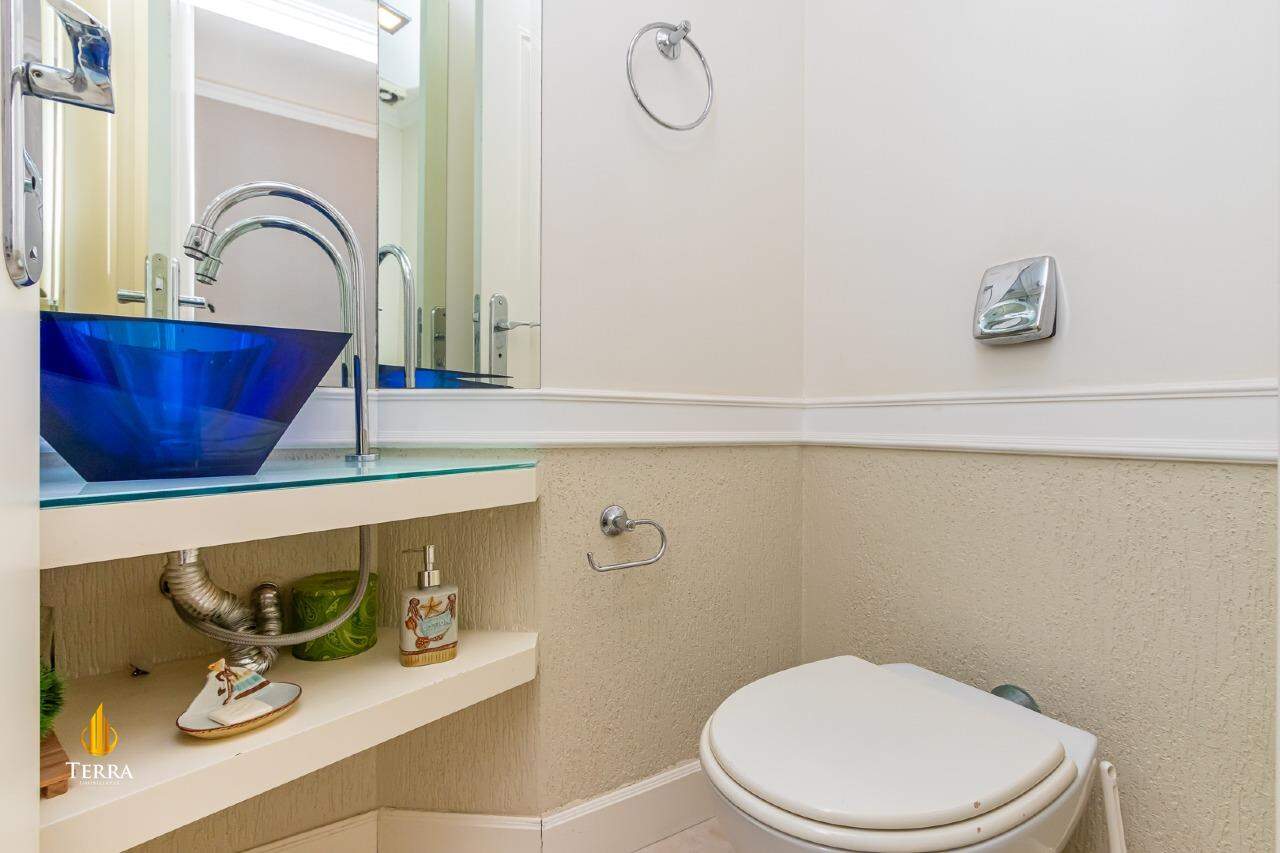 Edifício Villa Cora Apartamento com 3 quartos, Centro: 