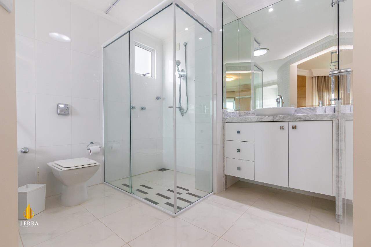 Edifício Villa Cora Apartamento com 3 quartos, Centro: 