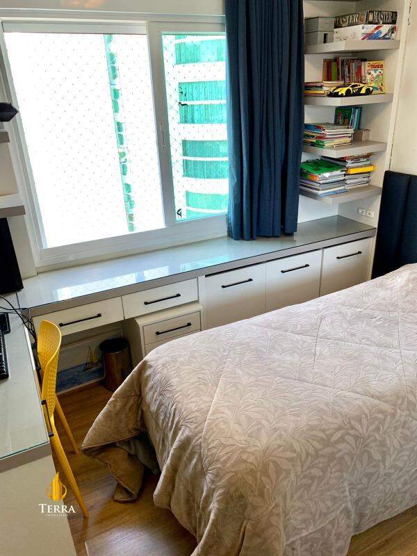 Brava Beach - Reserva Aroeira Apartamento com 3 quartos, Praia Brava: 