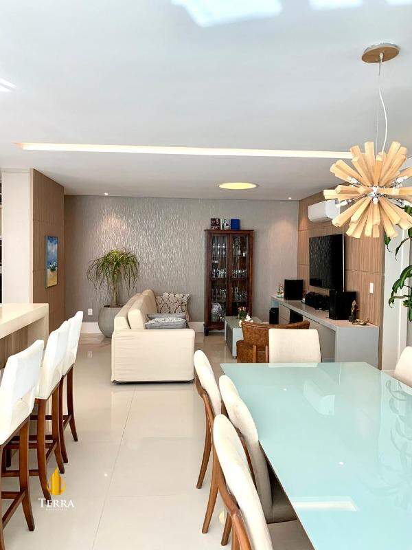 Brava Beach - Reserva Aroeira Apartamento com 3 quartos, Praia Brava: 
