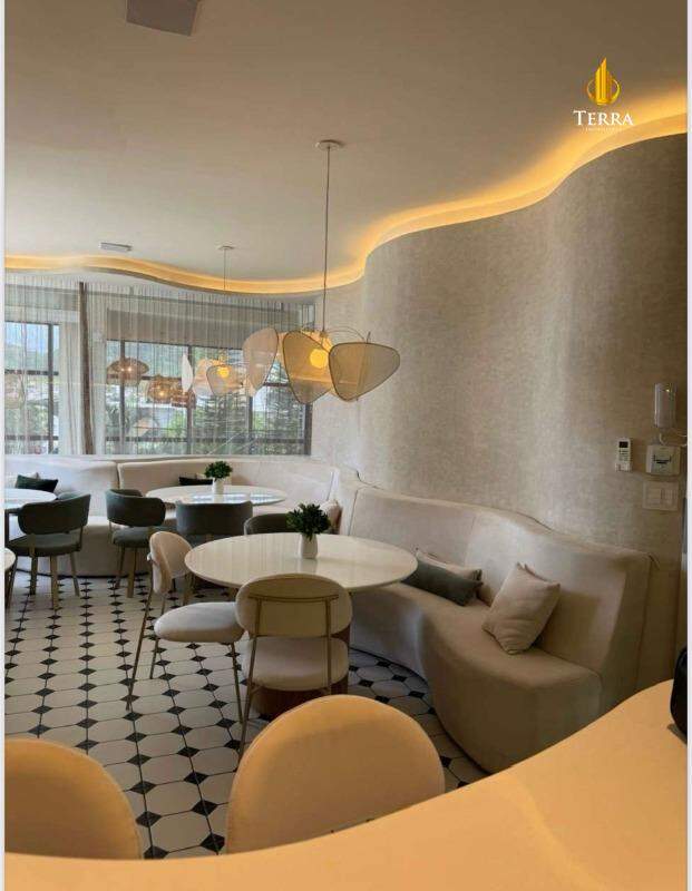Edifício Brava Unique Apartamento com 3 quartos, Praia Brava: 