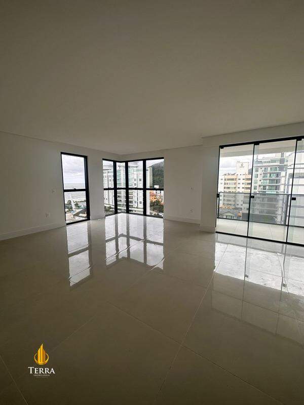 Brava Palace Residence Apartamento com 4 quartos, Praia Brava: 