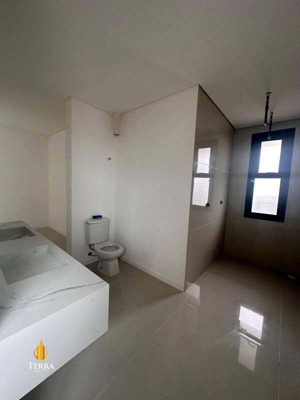 Brava Palace Residence Apartamento com 4 quartos, Praia Brava: 