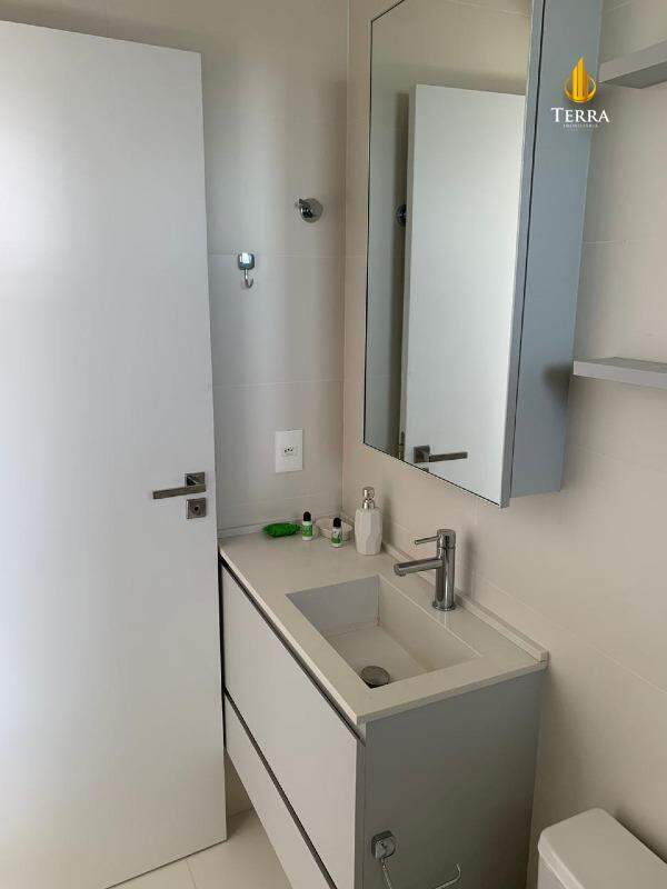 Brava Hill Residence Apartamento com 2 quartos, Praia Brava: 