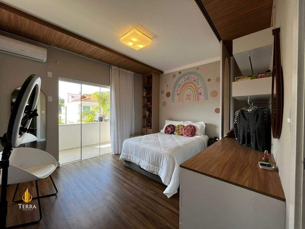 Condomínio Horizontal Praia Brava Casa em Condomínio com 4 quartos, Praia Brava: 