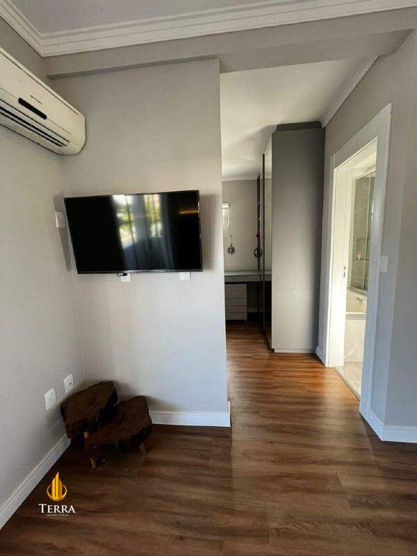 Condomínio Horizontal Praia Brava Casa em Condomínio com 4 quartos, Praia Brava: 