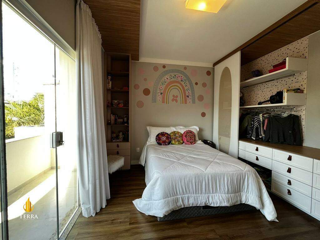 Condomínio Horizontal Praia Brava Casa em Condomínio com 4 quartos, Praia Brava: 