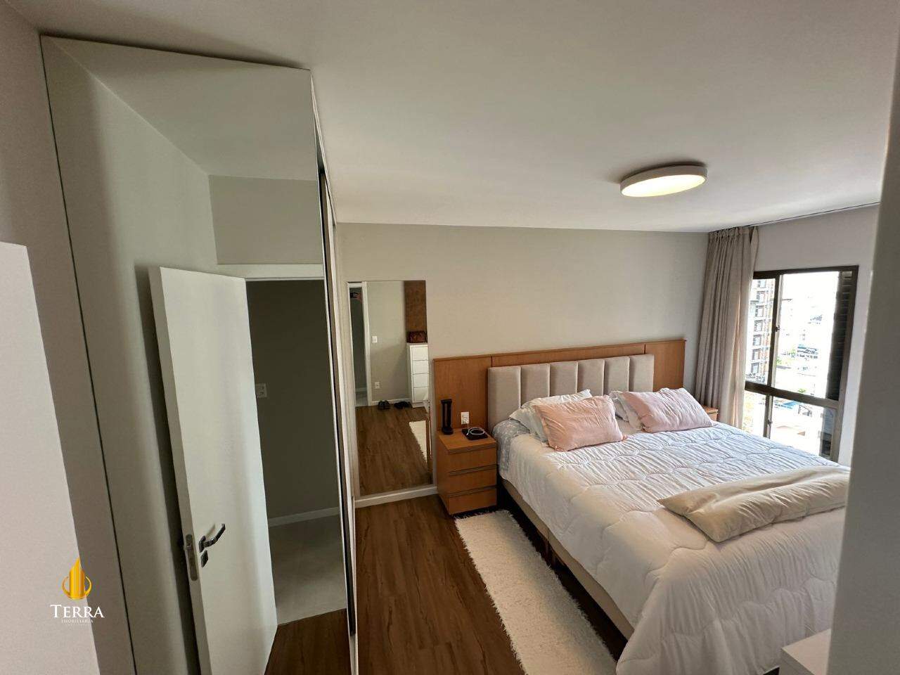 Edifício Reino Unido Apartamento com 3 quartos, Centro: 
