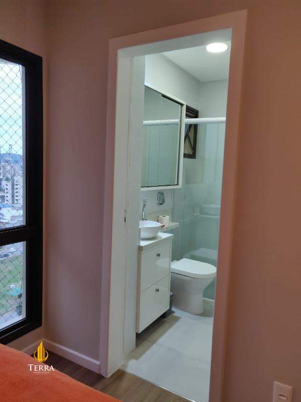 Edifício Reino Unido Apartamento com 3 quartos, Centro: 