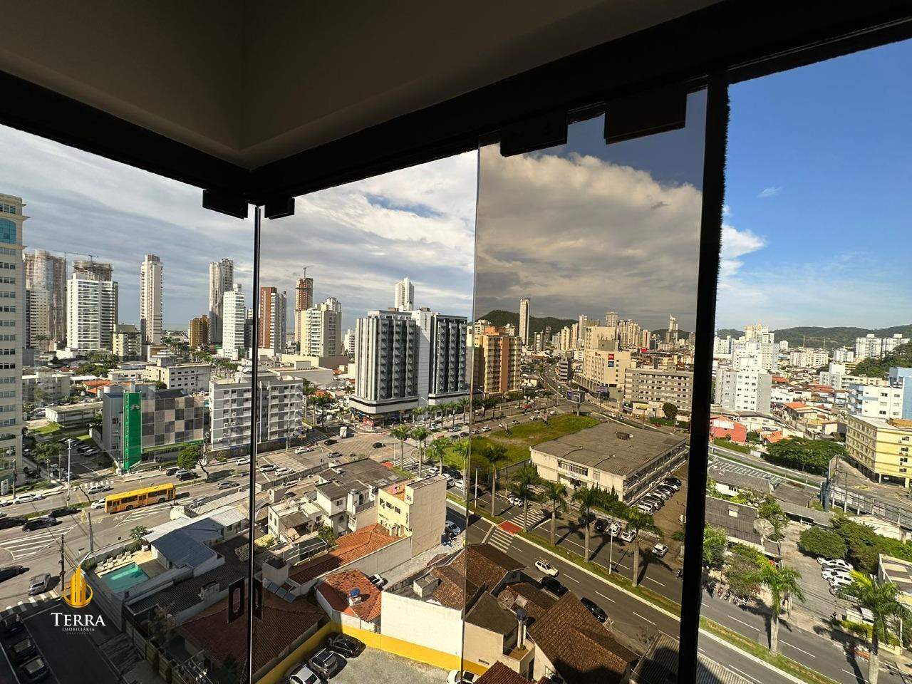 Edifício Reino Unido Apartamento com 3 quartos, Centro: 
