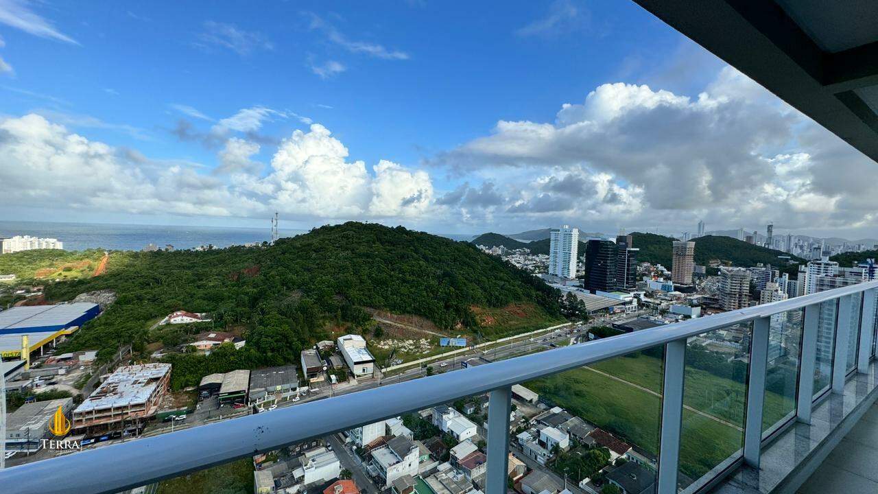 Apartamento com 1 quarto, Praia Brava: 