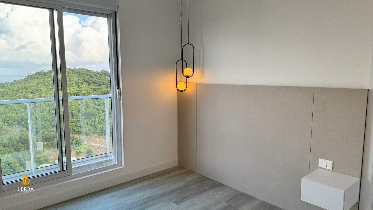 Apartamento com 1 quarto, Praia Brava: 