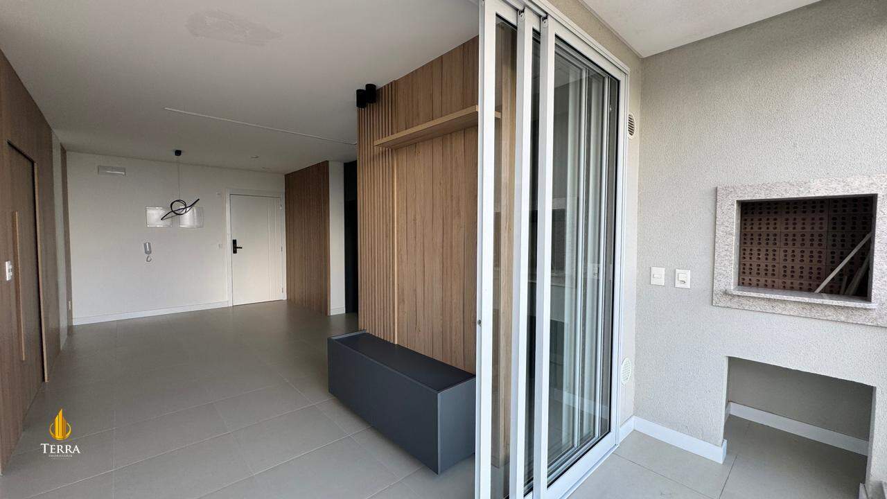 Apartamento com 1 quarto, Praia Brava: 