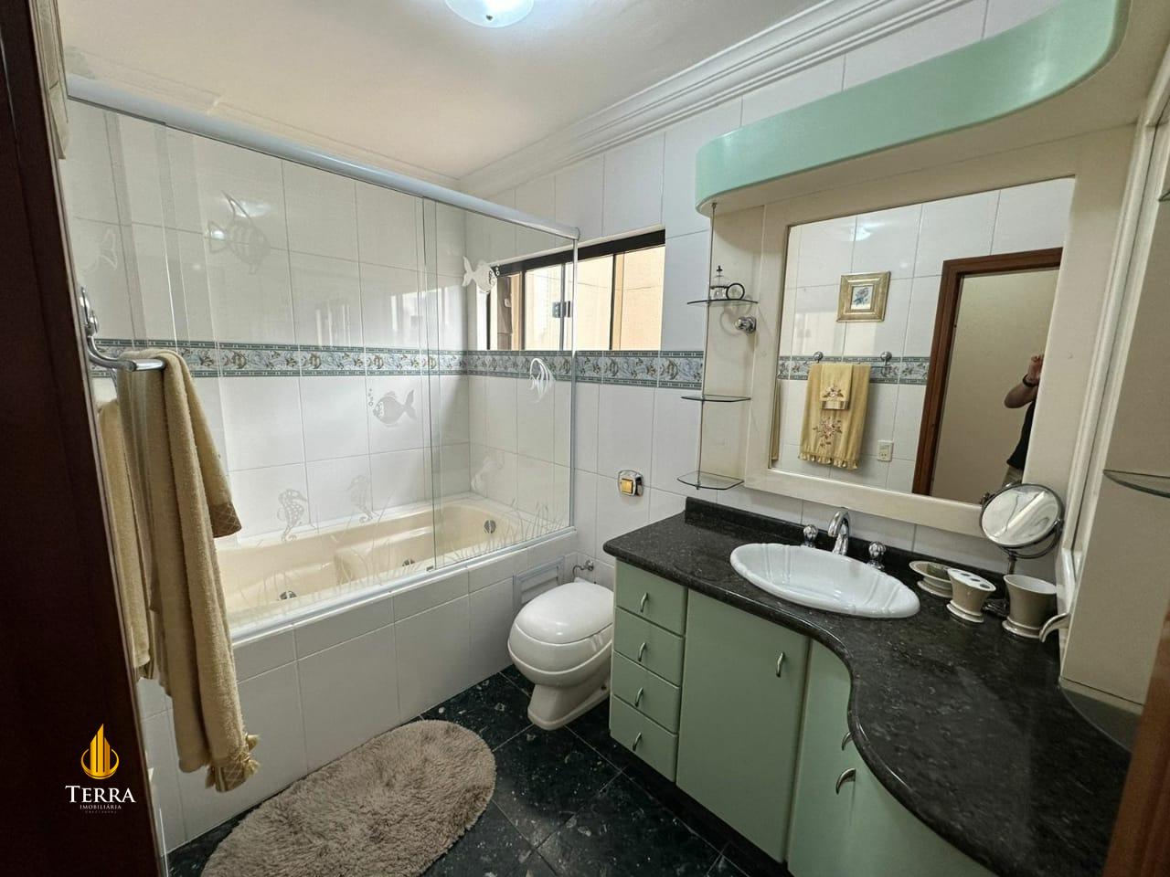 Edifício Dom Gabriel Apartamento com 5 quartos, Centro: