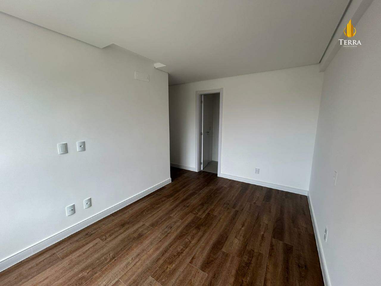 Duo Praia Brava Apartamento com 3 quartos, Praia Brava: 