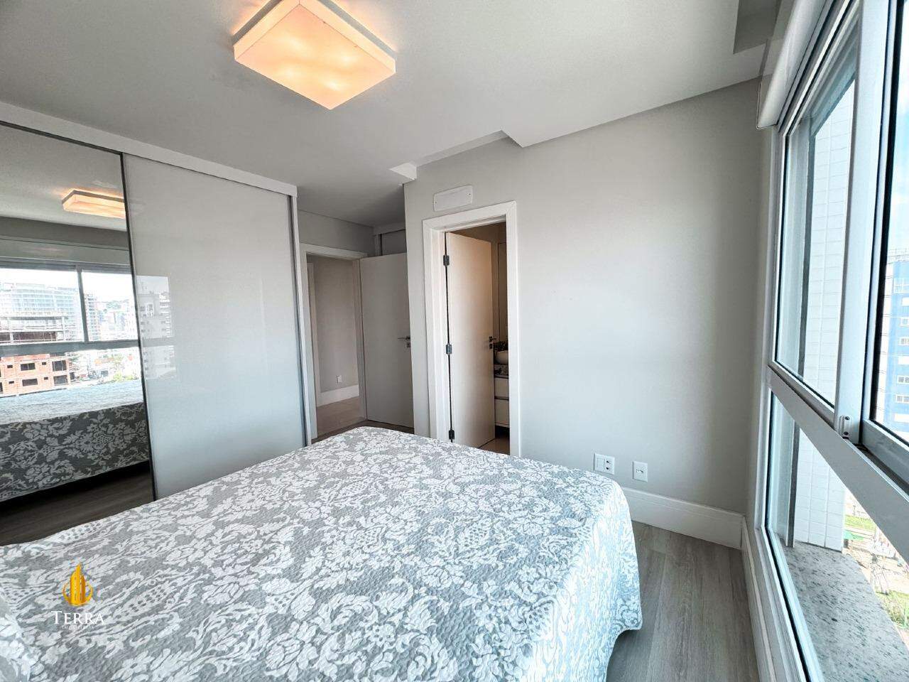 Mirage Residence Praia Brava Apartamento com 4 quartos, Praia Brava: 