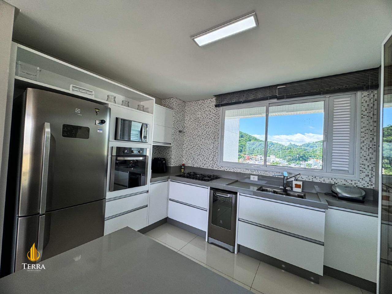 Mirage Residence Praia Brava Apartamento com 4 quartos, Praia Brava: 