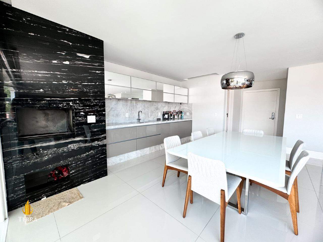 Mirage Residence Praia Brava Apartamento com 4 quartos, Praia Brava: 