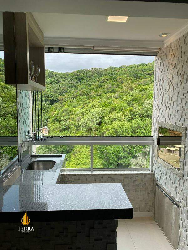 Condomínio Residencial Ile De France Apartamento com 2 quartos, Carvalho: 