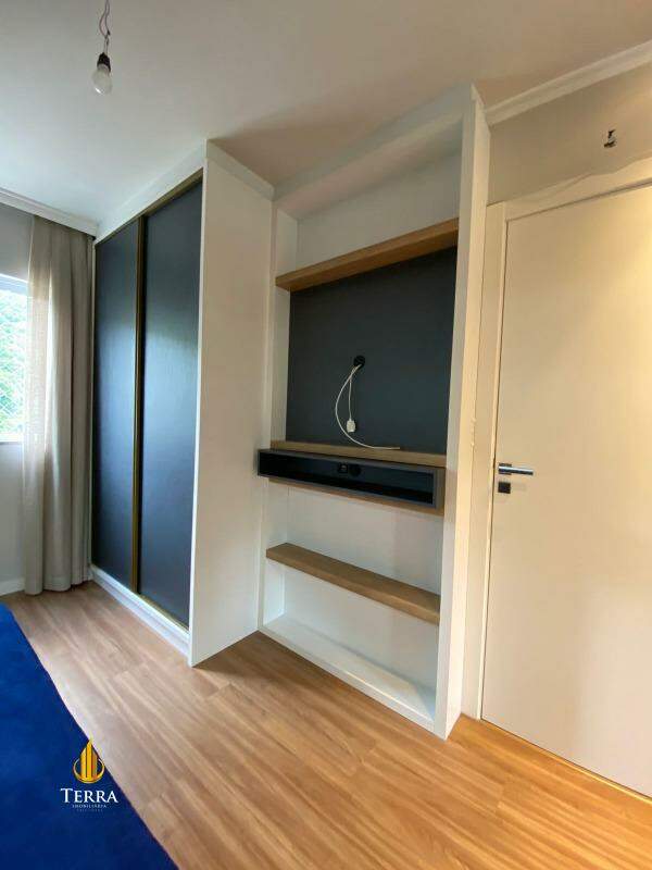 Condomínio Residencial Ile De France Apartamento com 2 quartos, Carvalho: 