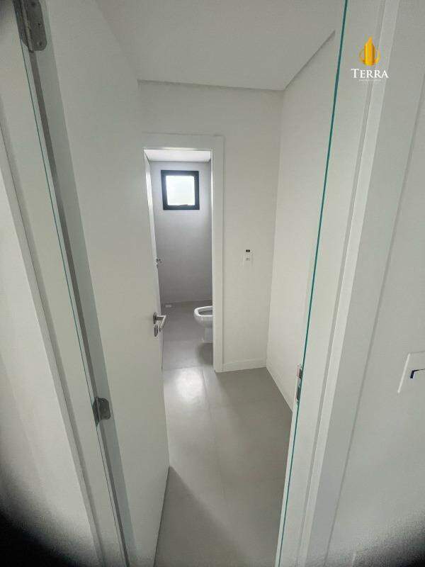 Brava Valley Home Club Apartamento com 3 quartos, Praia Brava: 