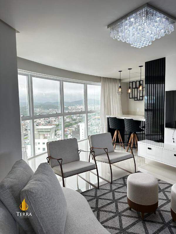 Magnifique Tower Residence Apartamento com 3 quartos, Centro: 