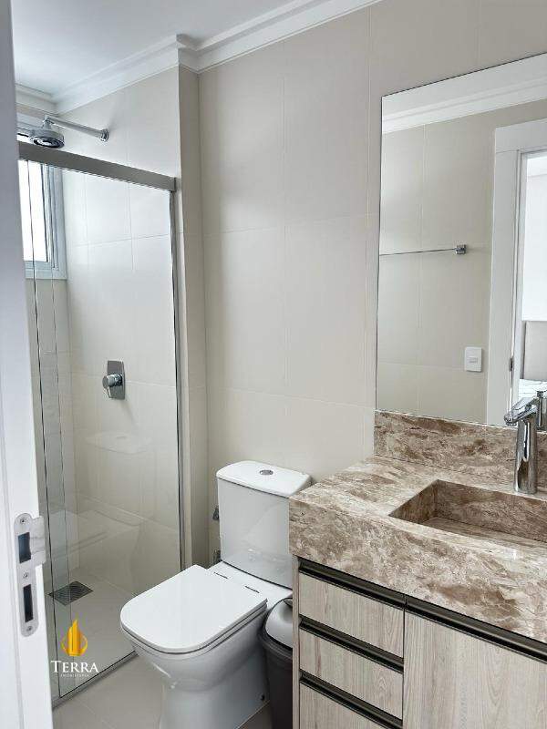 Magnifique Tower Residence Apartamento com 3 quartos, Centro: 