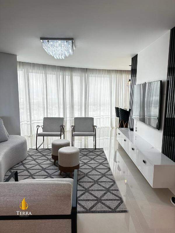 Magnifique Tower Residence Apartamento com 3 quartos, Centro: 
