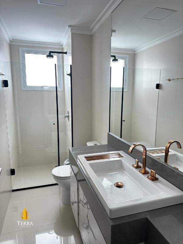 Magnifique Tower Residence Apartamento com 3 quartos, Centro: 