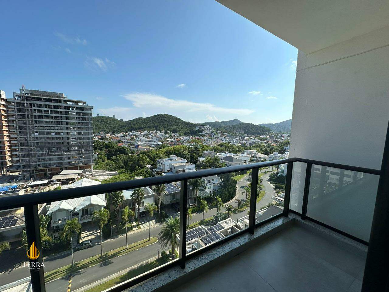 Apartamento com 3 quartos, Praia Brava de Itajaí: 