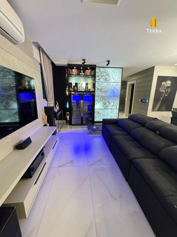 Edifício Barra Tower Apartamento com 4 quartos, Centro: 