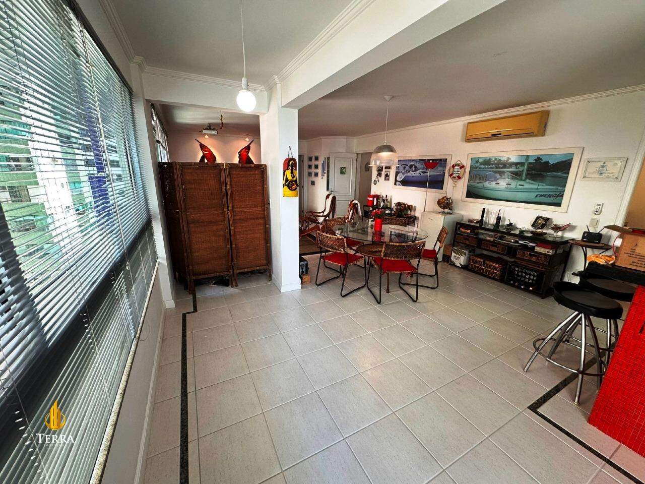 Arthur Fischer Apartamento com 3 quartos, Centro: 