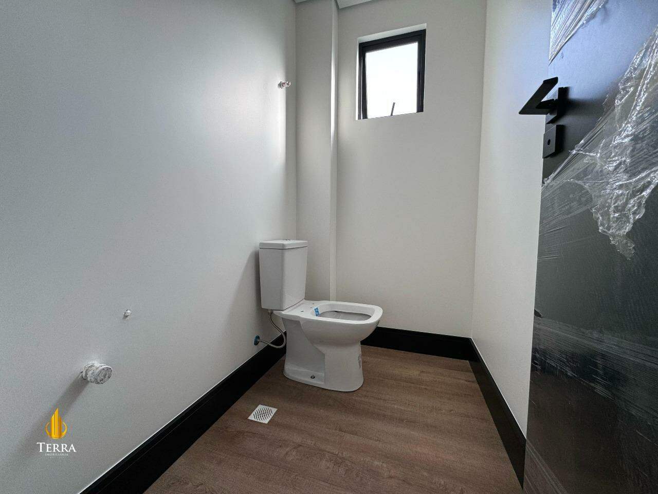 Edifício Serenity Tower Apartamento com 3 quartos, Fazenda: 