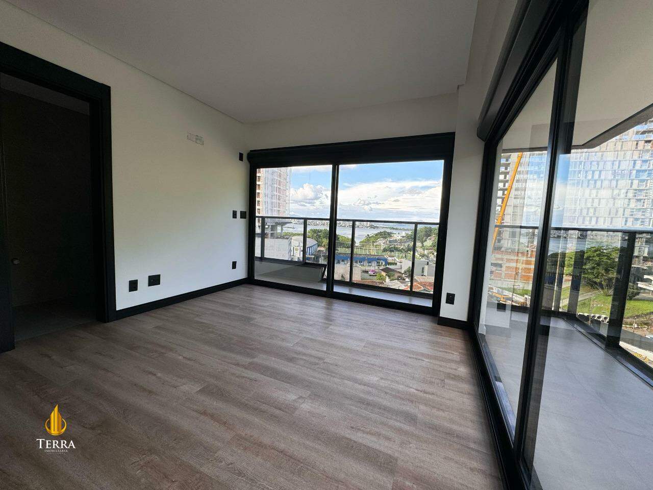 Edifício Serenity Tower Apartamento com 3 quartos, Fazenda: 
