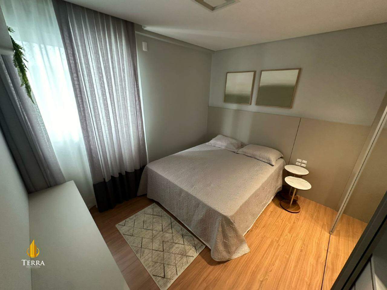 Edifício Via Marina Apartamento com 4 quartos, Centro: 