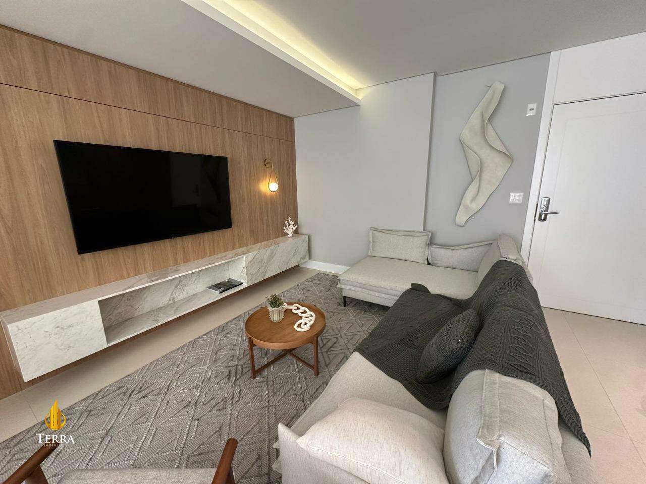 Edifício Via Marina Apartamento com 4 quartos, Centro: 