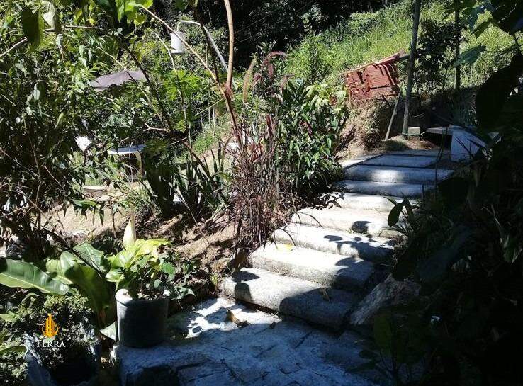  Terreno com , Praia do Estaleiro: 