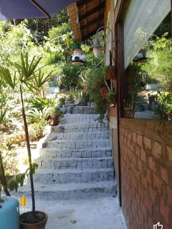  Terreno com , Praia do Estaleiro: 