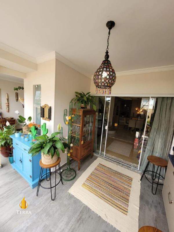  Sobrado com 3 quartos, Praia dos Amores: 