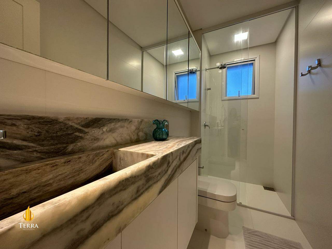 Hamptons Village Apartamento com 4 quartos, Centro: 